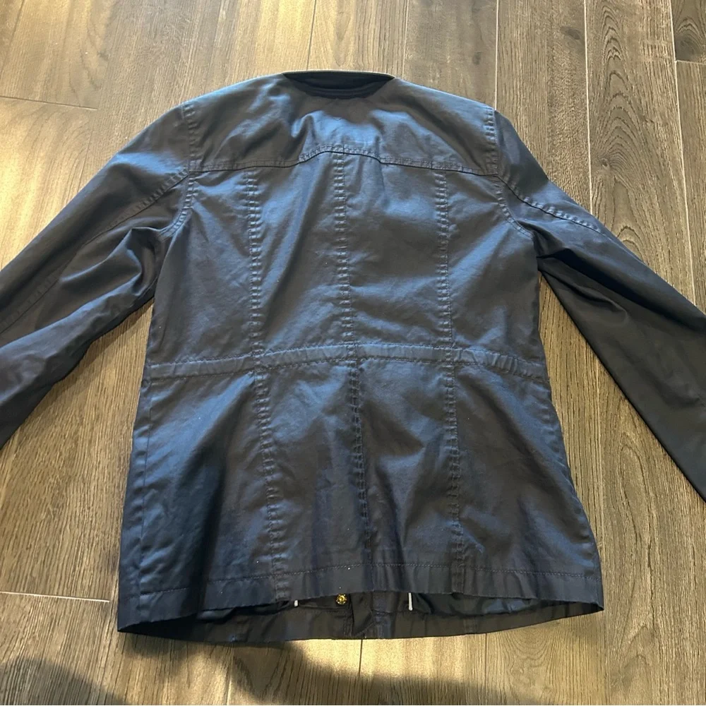 Tommy Hilfiger Navy Blue Utility Jacket with Structured Fit - Picture 6 of 9